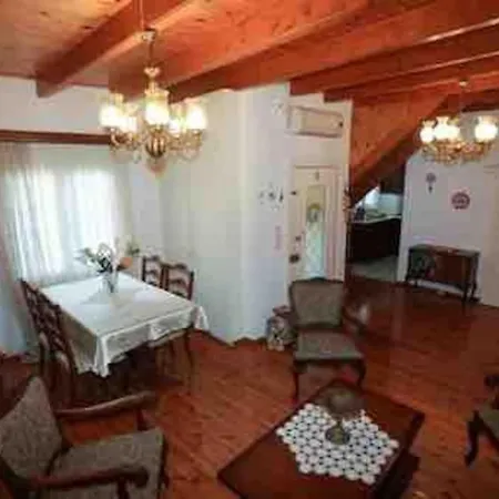 Holiday home “ Nicolas Traditional House” Gardelades