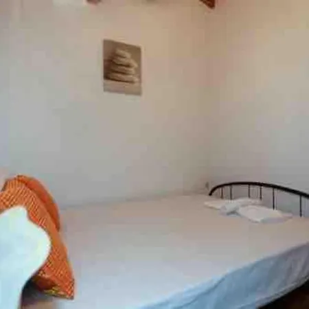 “ Nicolas Traditional House” Vakantiehuis Gardeládes