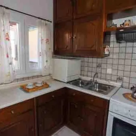 Vakantiehuis “ Nicolas Traditional House”